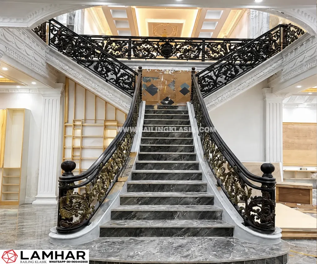 railing-tempa-klasik-rumah-mewah